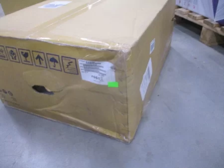 Infortrend 2U/24bay dual controller 4x 12GbSAS ports, 2x(PSU+FAN module), 24x GS 2.5" drive trays, 2x 12G to 12GSAS cables for 12G storage or expansion enclosure a (существенное повреждение коробки) недорого